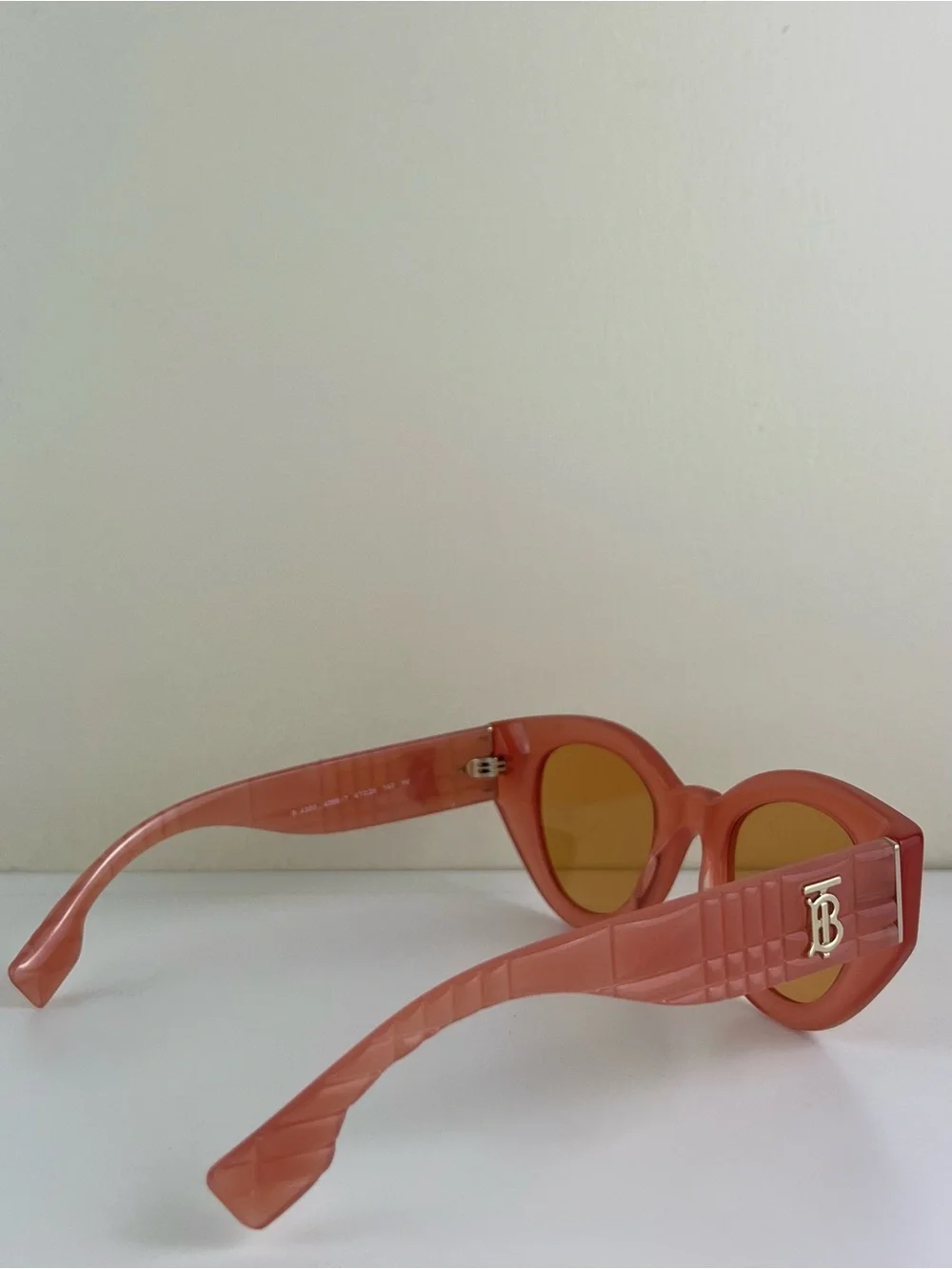 BURBERRY ORANGE ROUND SUNGLASSES - Picture 7 of 13